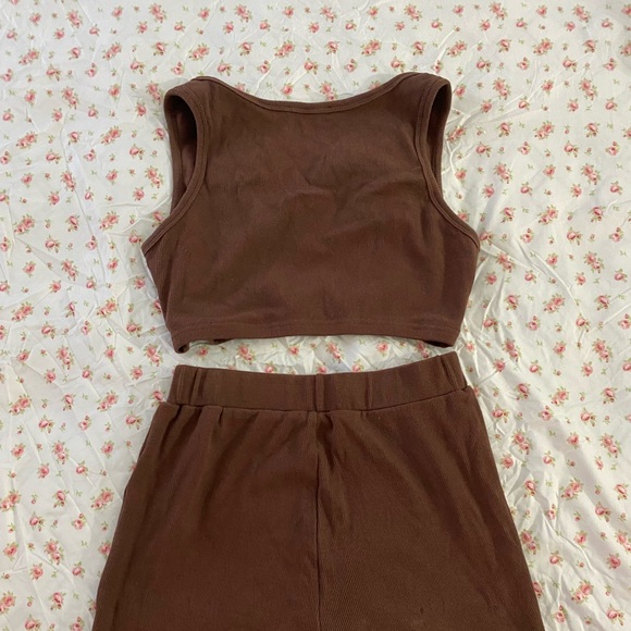 Brown Lounge Set- Size small - Picture 2 of 2